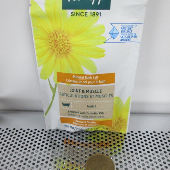 Kneipp Joint & Muscle Mineral Bath Salt Treatment for Bath Revive & sooth - Picture 3 of 3